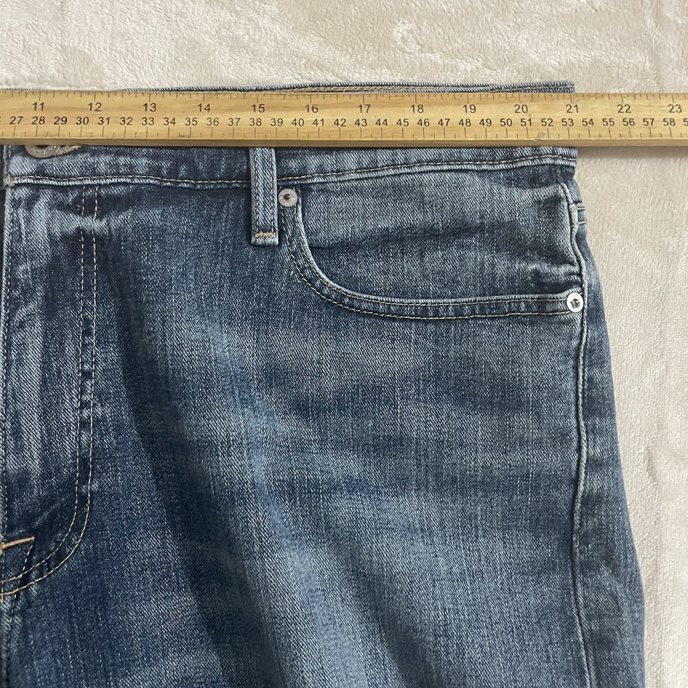 Lucky Brand Jeans Mens Size 40x32 410 Athletic Fit Straight Blue Denim Stretch - Picture 6 of 10
